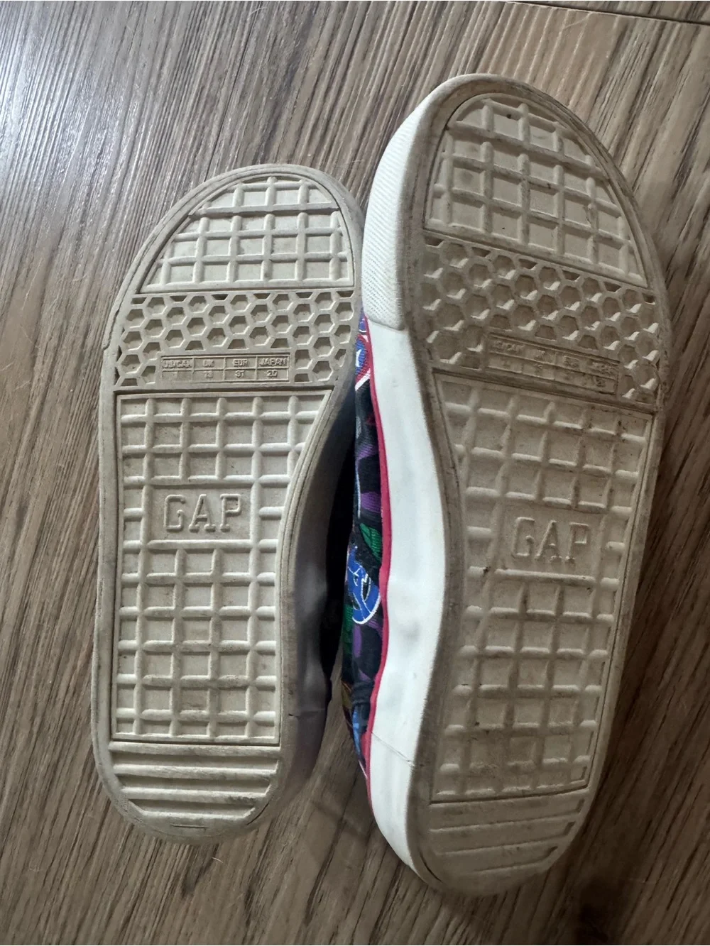 Gap Marvel Avengers Slip On Sneakers - Kids size 1 Y